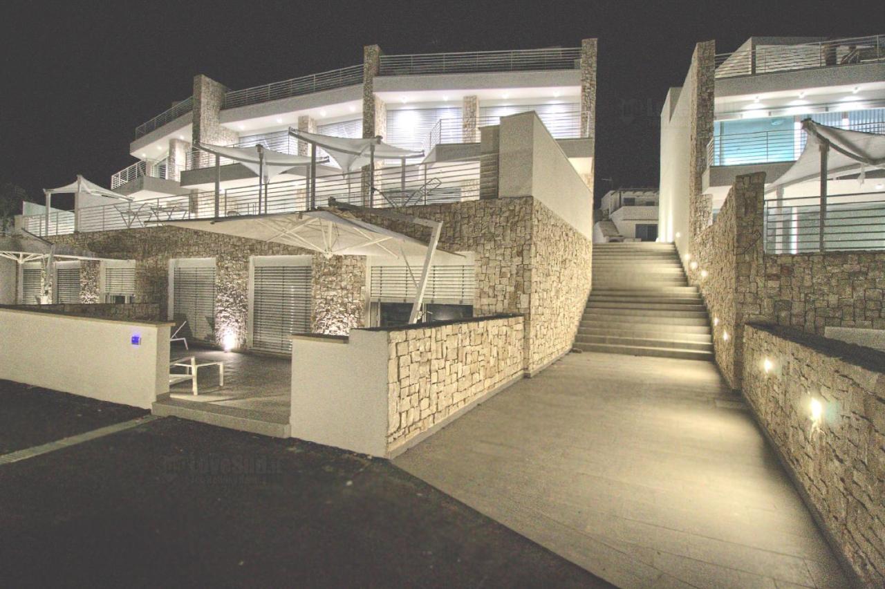 Jacuzzi Holiday Homes By Lovesud Santa Maria di Leuca Bagian luar foto