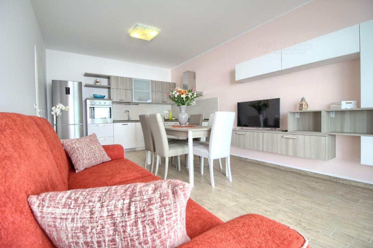 Jacuzzi Holiday Homes By Lovesud Santa Maria di Leuca Bagian luar foto