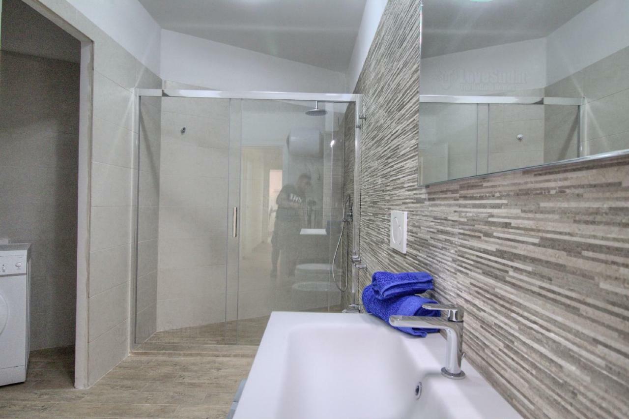 Jacuzzi Holiday Homes By Lovesud Santa Maria di Leuca Bagian luar foto